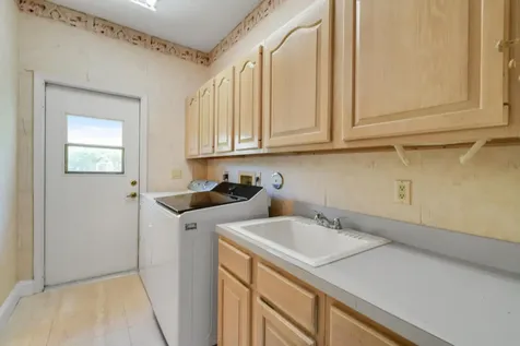 13345 Miles Standish Port Palm Beach Gardens FL 33410