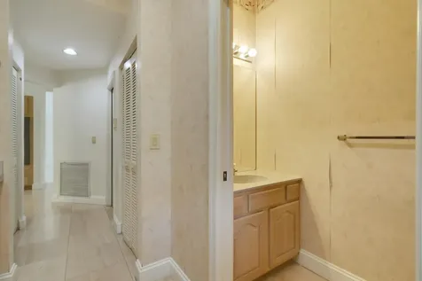 13345 Miles Standish Port Palm Beach Gardens FL 33410