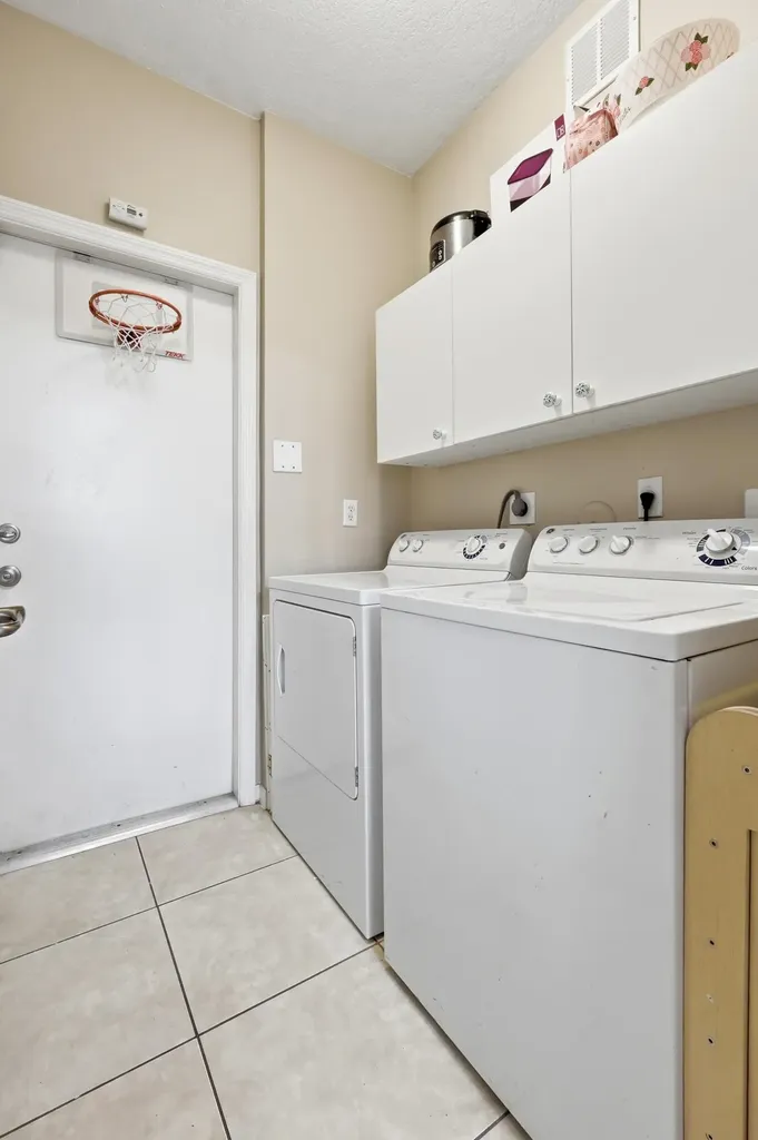 4962 Grinnell Street Lake Worth FL 33463