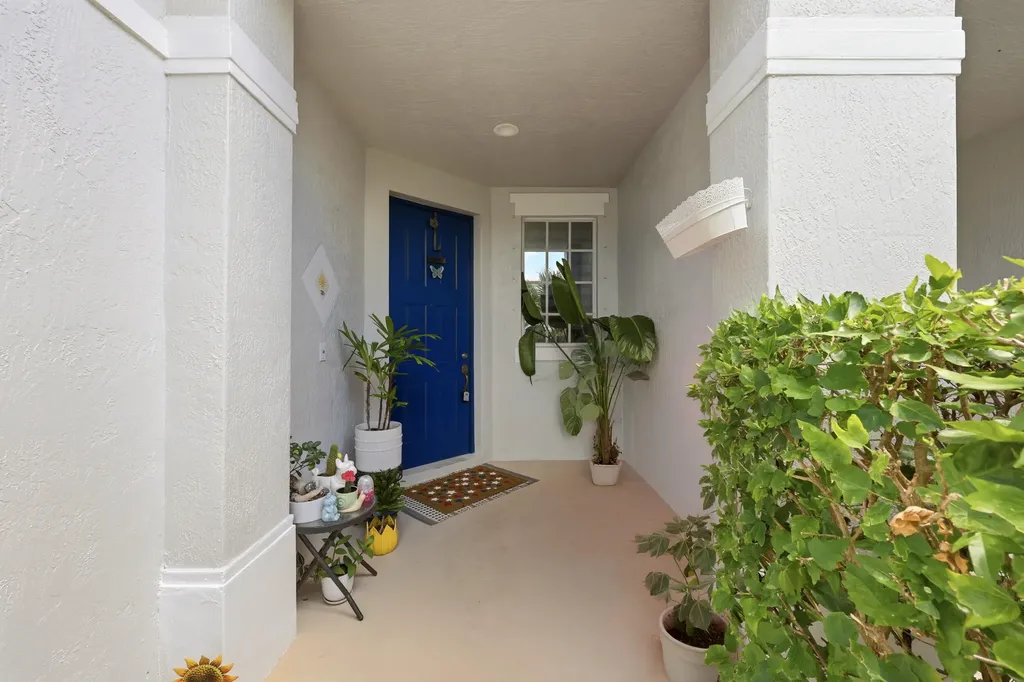 4962 Grinnell Street Lake Worth FL 33463