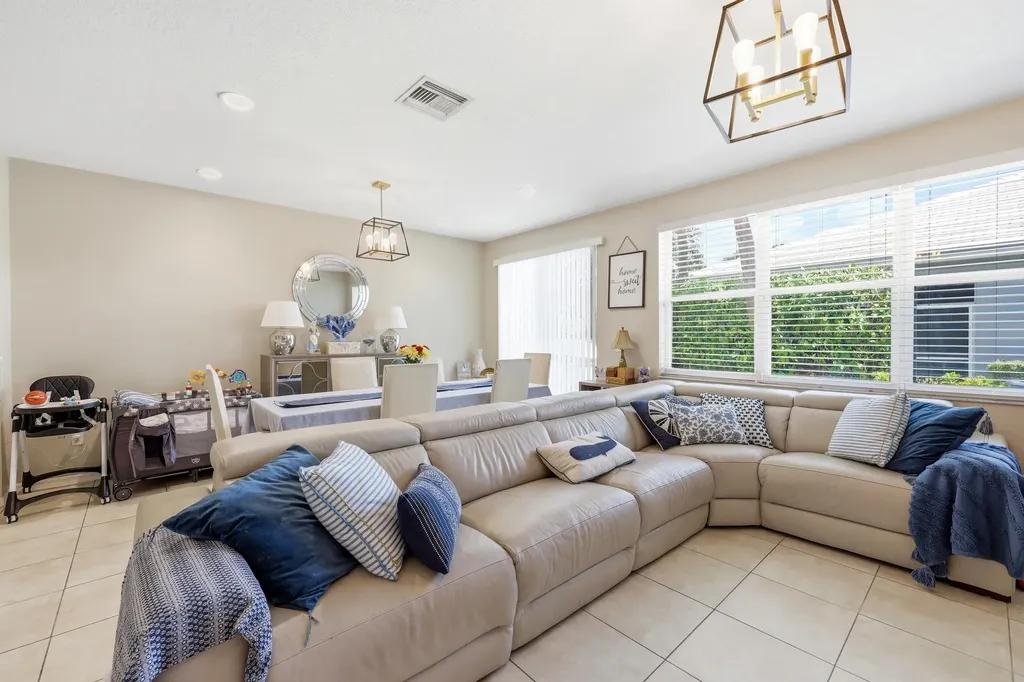 4962 Grinnell Street Lake Worth FL 33463