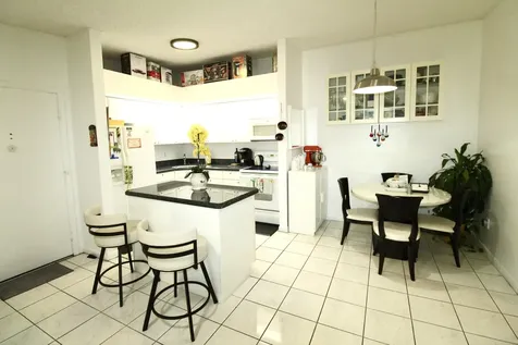 9342 S Belfort Circle Tamarac FL 33321