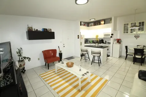 9342 S Belfort Circle Tamarac FL 33321