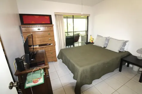 9342 S Belfort Circle Tamarac FL 33321