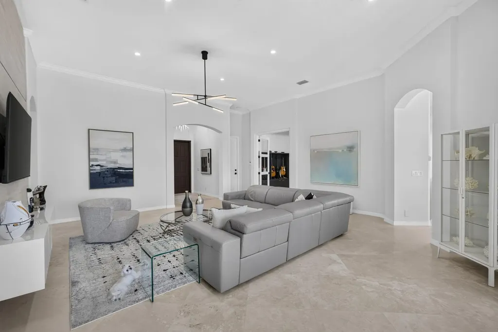 144 Sedona Way Palm Beach Gardens FL 33418