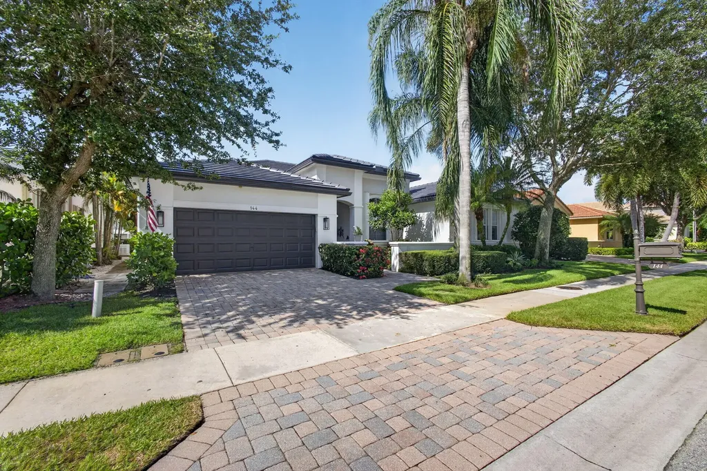 144 Sedona Way Palm Beach Gardens FL 33418