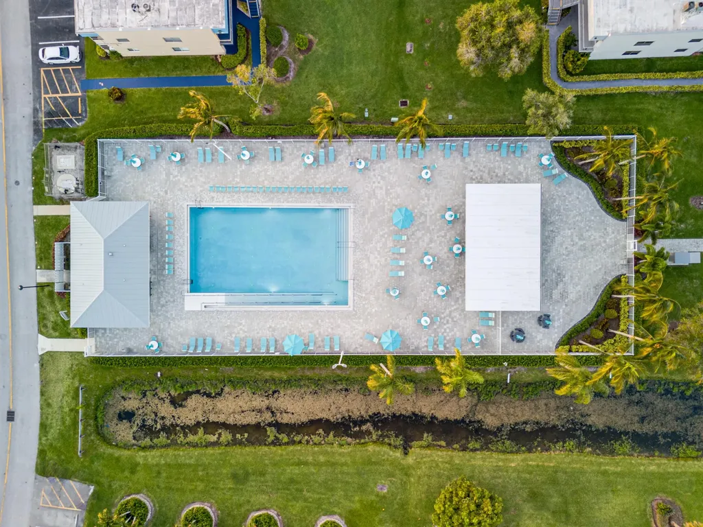 509 Capri Delray Beach FL 33484