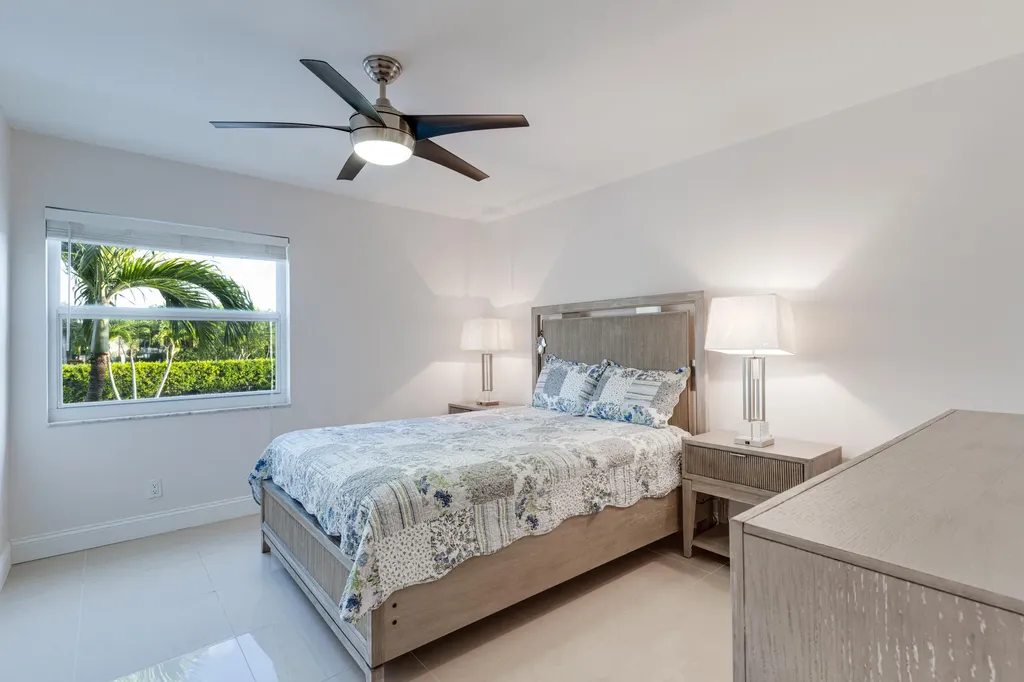 509 Capri Delray Beach FL 33484
