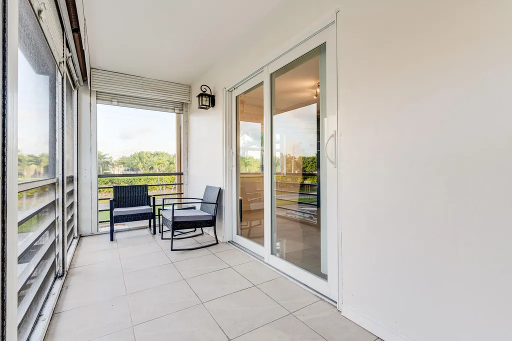 509 Capri Delray Beach FL 33484