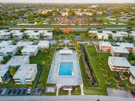 509 Capri Delray Beach FL 33484
