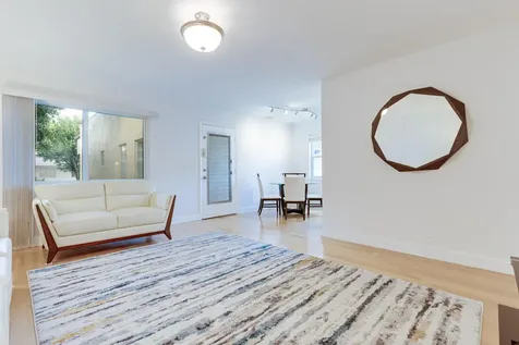 509 Capri Delray Beach FL 33484
