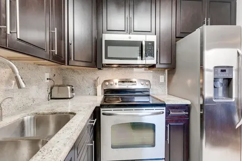 509 Capri Delray Beach FL 33484