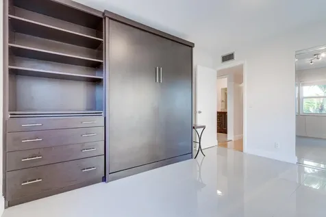 509 Capri Delray Beach FL 33484