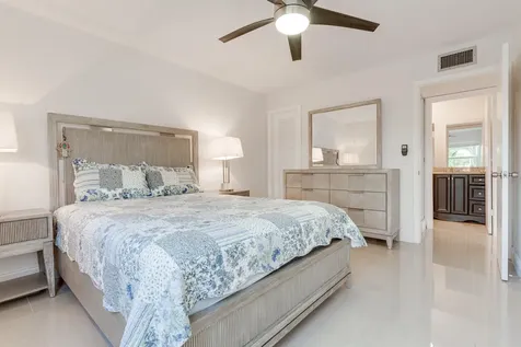 509 Capri Delray Beach FL 33484