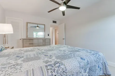 509 Capri Delray Beach FL 33484
