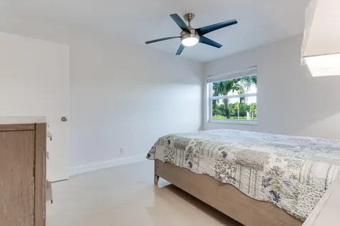 509 Capri Delray Beach FL 33484