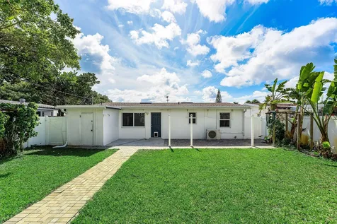 707 S Broadway Lantana FL 33462
