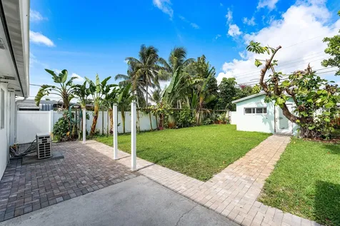 707 S Broadway Lantana FL 33462