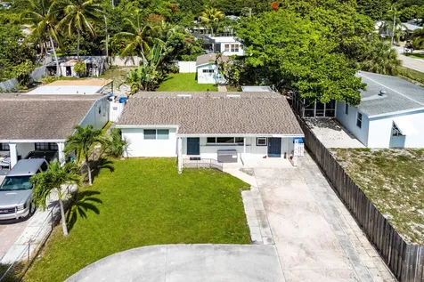 707 S Broadway Lantana FL 33462