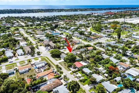 707 S Broadway Lantana FL 33462