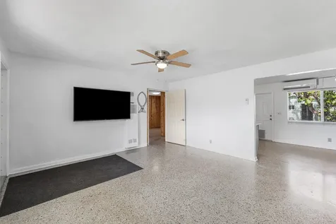 707 S Broadway Lantana FL 33462