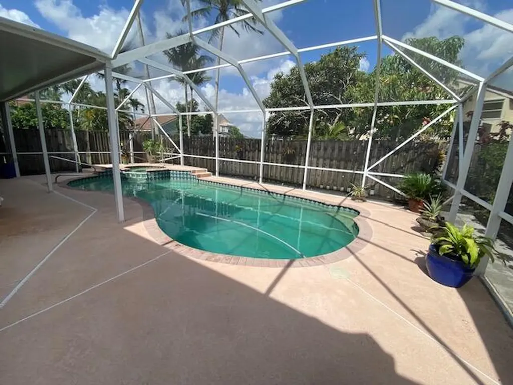 7705 Thornlee Drive Lake Worth FL 33467