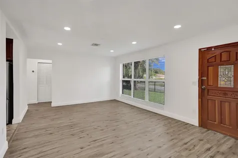 30 NE 139th Street Miami FL 33161