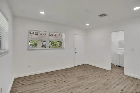 30 NE 139th Street Miami FL 33161