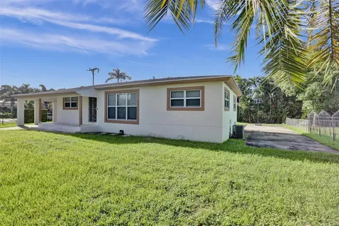 30 NE 139th Street Miami FL 33161
