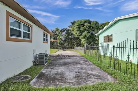30 NE 139th Street Miami FL 33161
