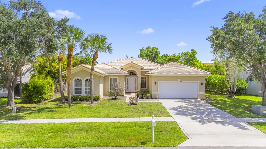 10555 Paso Fino Drive Wellington FL 33449