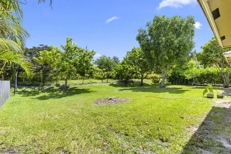 10555 Paso Fino Drive Wellington FL 33449