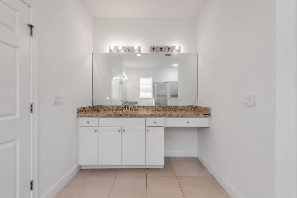 1367 NW Leonardo Circle Port St Lucie FL 34986