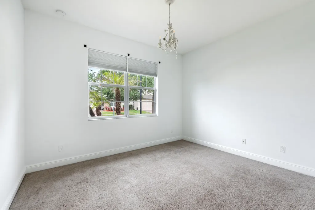 1367 NW Leonardo Circle Port St Lucie FL 34986