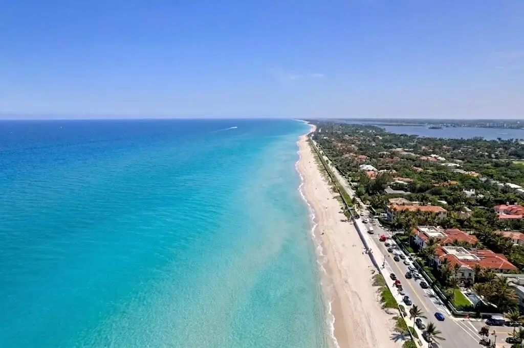 142 Peruvian Avenue Palm Beach FL 33480