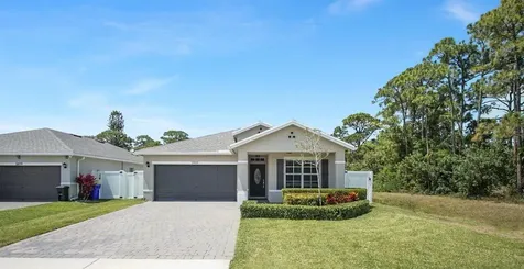 3909 SE Lee Street Stuart FL 34997