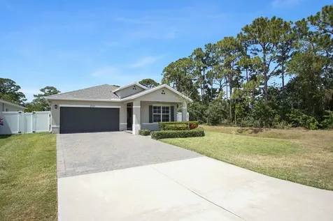 3909 SE Lee Street Stuart FL 34997