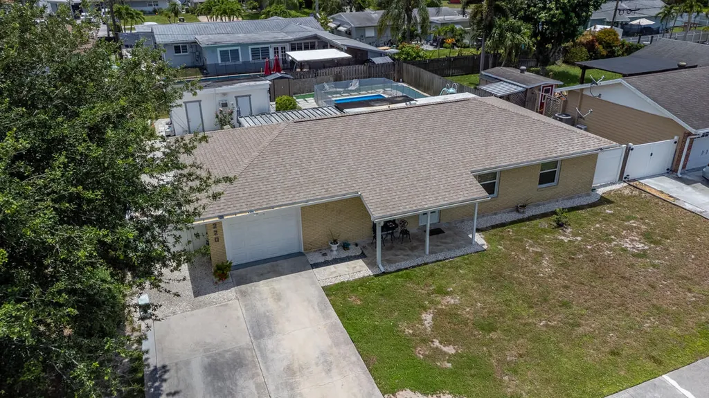 220 Davis Road Palm Springs FL 33461