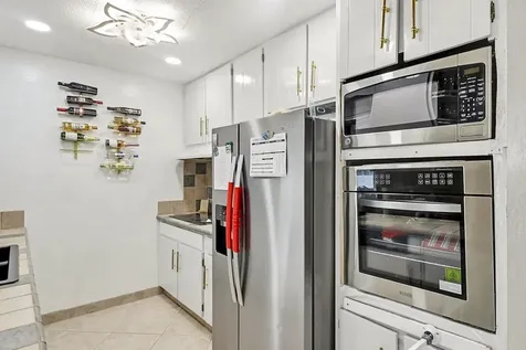 220 Davis Road Palm Springs FL 33461