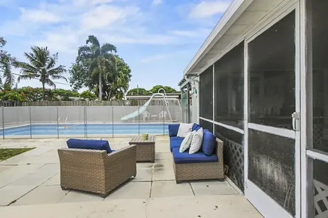 220 Davis Road Palm Springs FL 33461