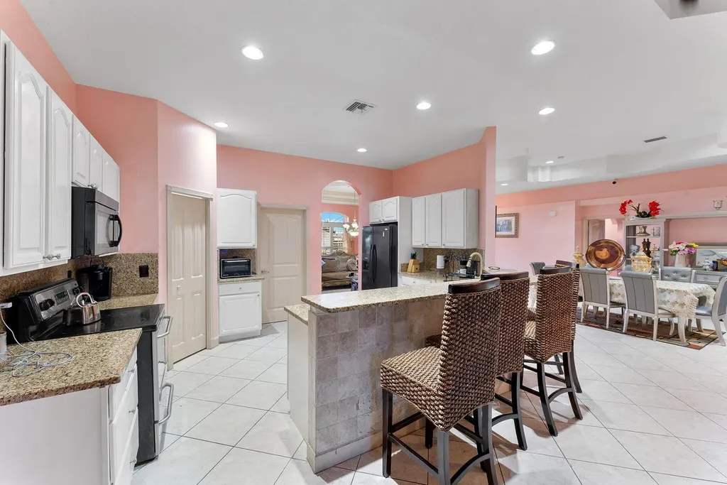 534 SW Halifax Avenue Port St Lucie FL 34953