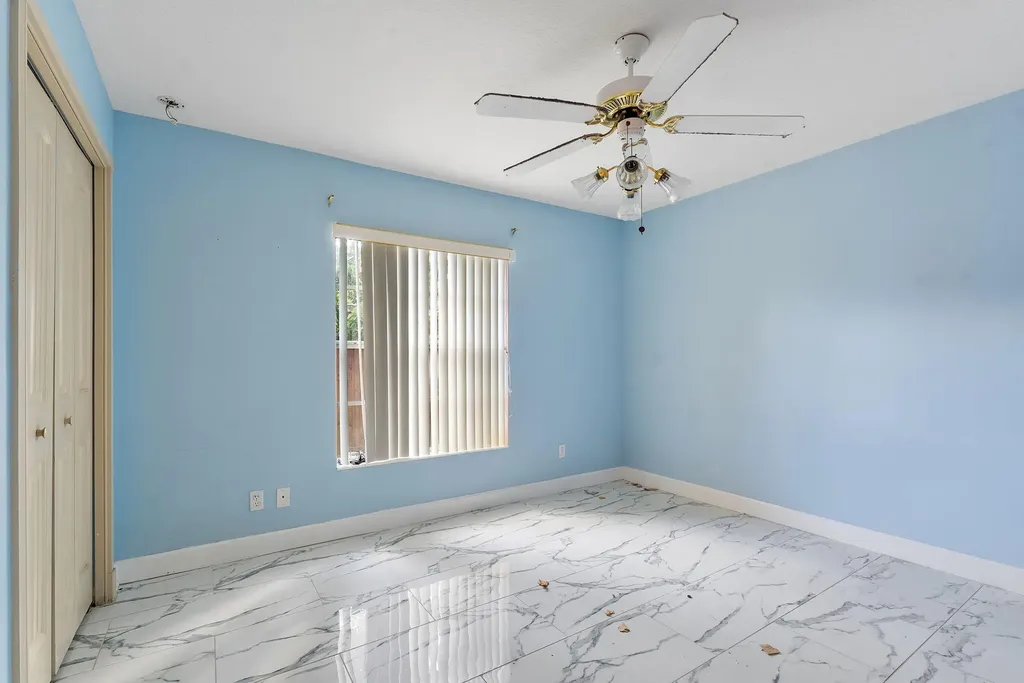 534 SW Halifax Avenue Port St Lucie FL 34953