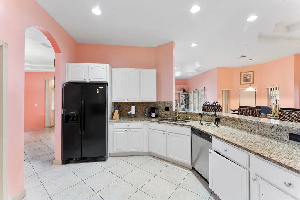 534 SW Halifax Avenue Port St Lucie FL 34953