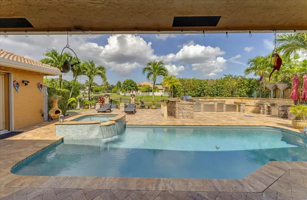 5357 NW 58th Terrace Coral Springs FL 33067