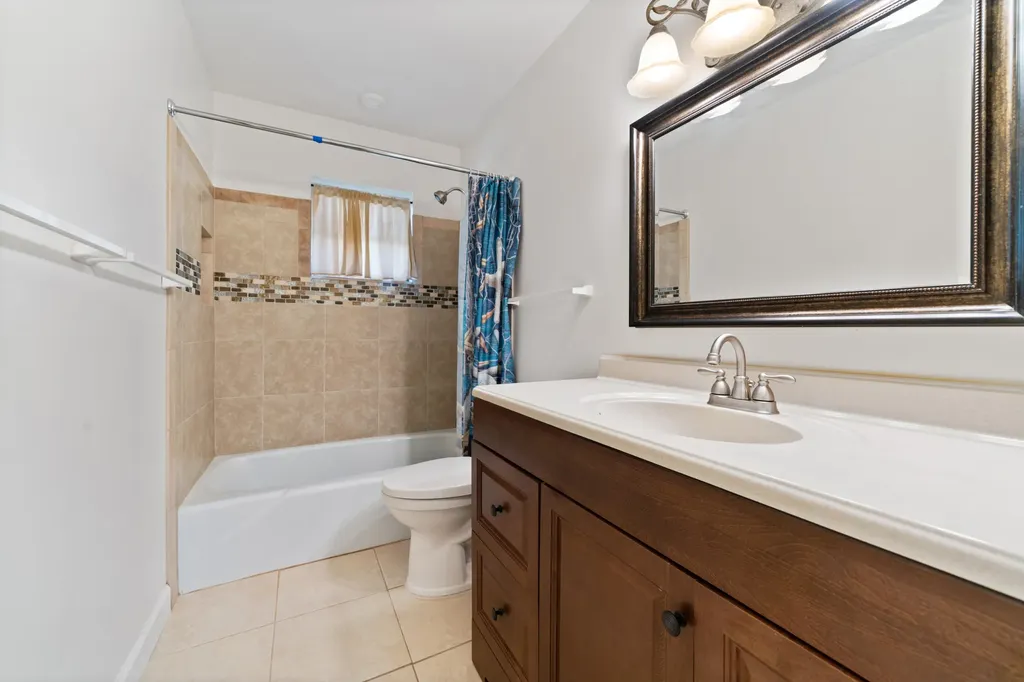 2016 Joy-rene Lane North Palm Beach FL 33408