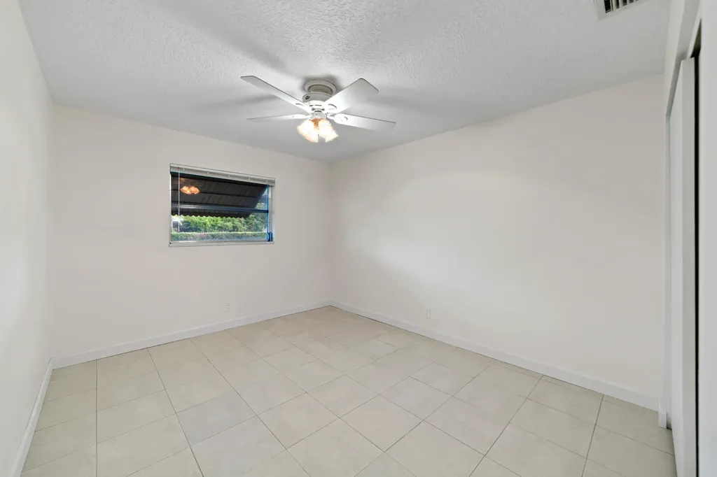 2016 Joy-rene Lane North Palm Beach FL 33408