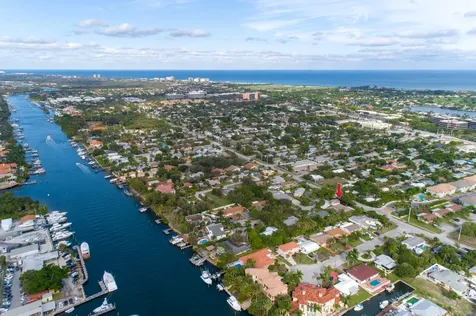 2016 Joy-rene Lane North Palm Beach FL 33408