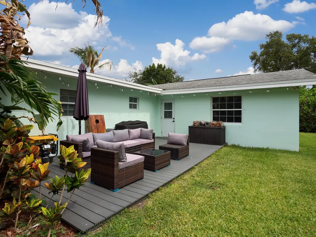 3743 NE Barbara Drive Jensen Beach FL 34957