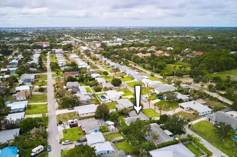 3743 NE Barbara Drive Jensen Beach FL 34957