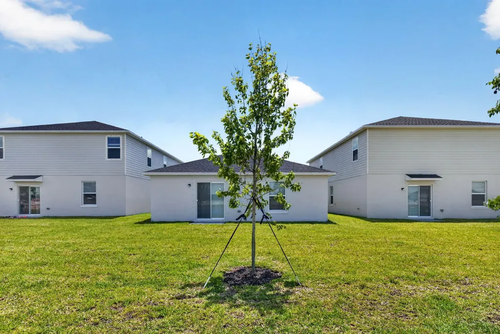 5876 NW Sweetwood Drive Port St Lucie FL 34987